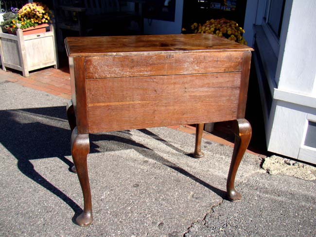 An English George I period walnut and oak Dressing Table circa 1720 — image 7